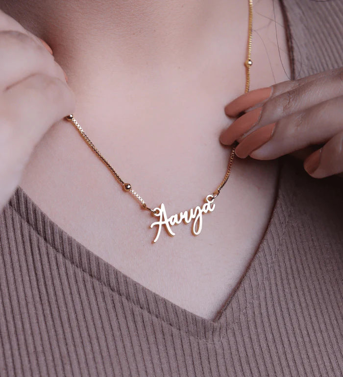 Groovy Name Necklace