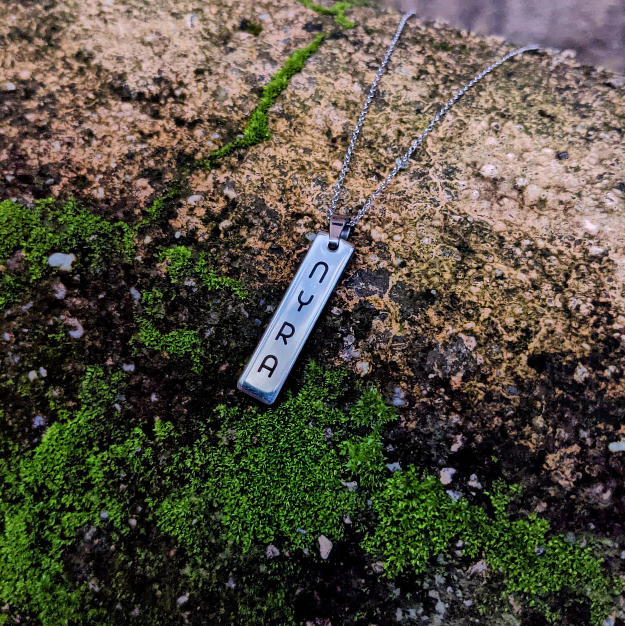 Personalized 2D memory Bar necklace