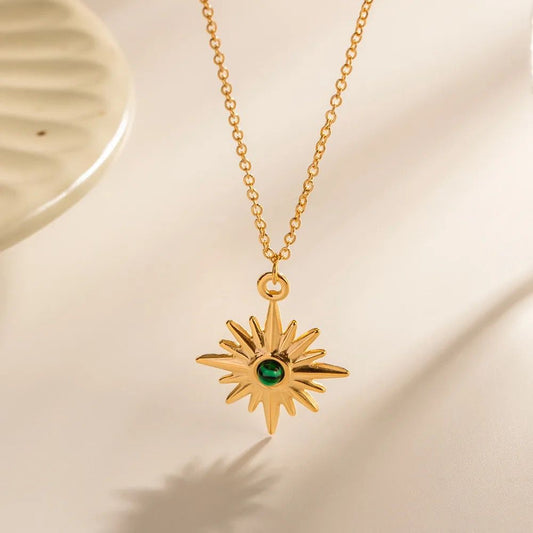 18K Gold Plated Stainless Steel Malachite Inlay Eight-Pointed Star Necklace – Green