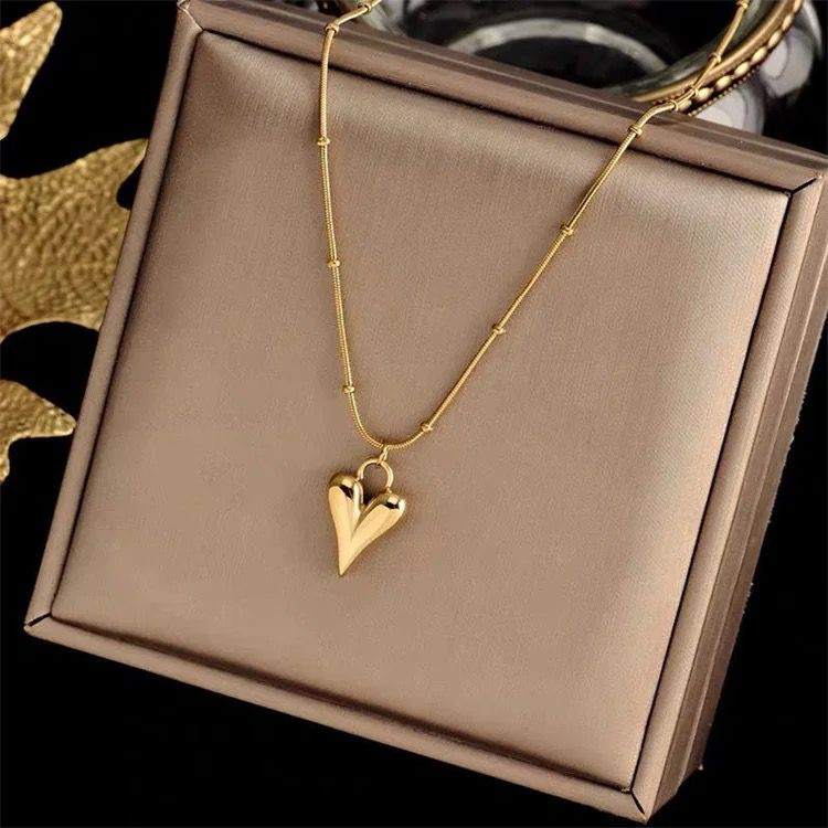 Heart Pendant Necklace – Stainless Steel 18K Gold Plated Jewelry for Women