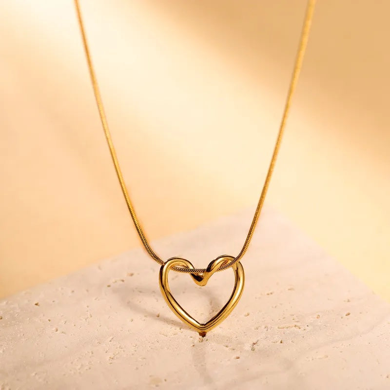 Heart-Shaped 18K Gold Plated Hollow Pendant Necklace