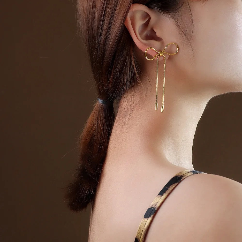 18k Gold Plated Minimalist Bow Tassel Earrings - Snake Chain Design