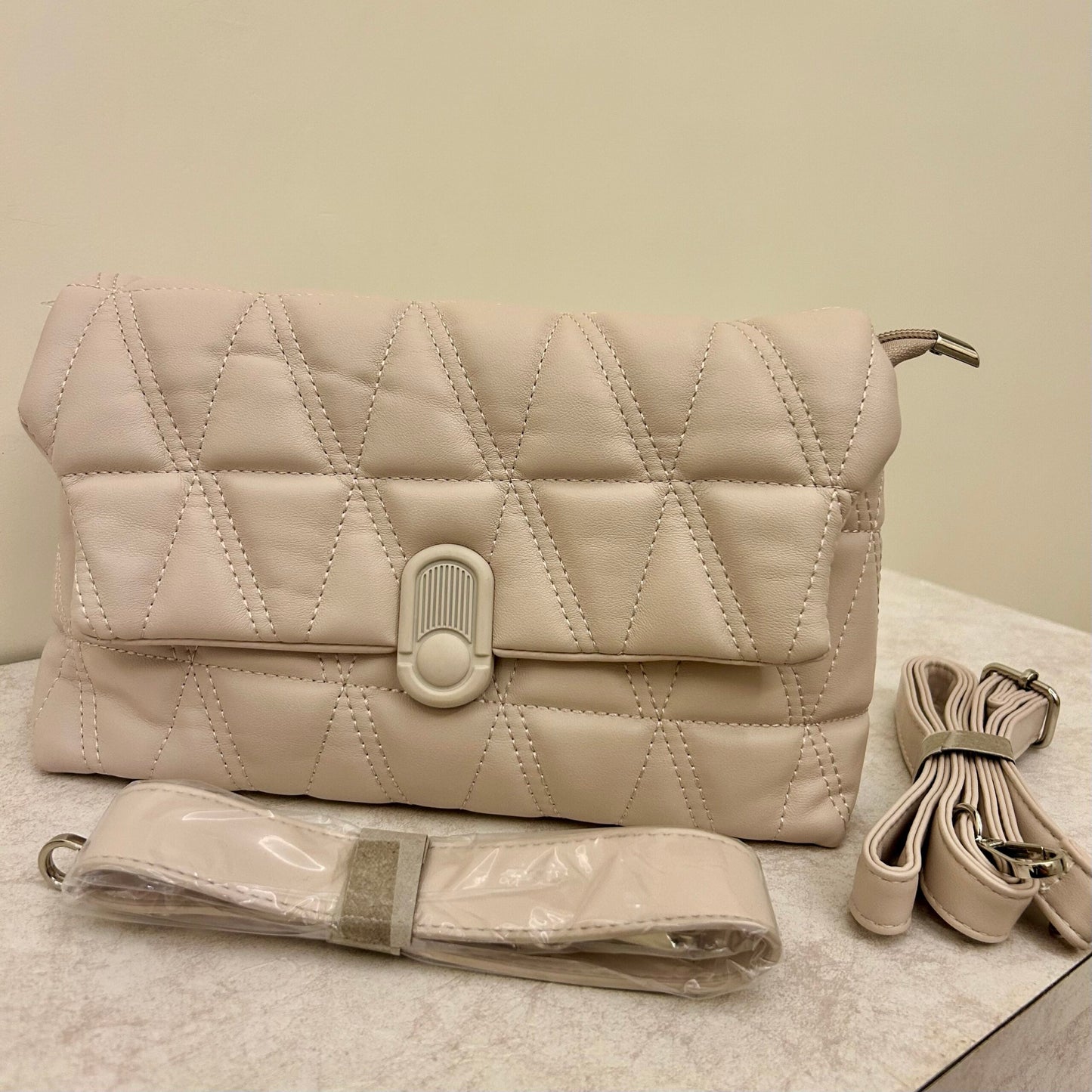 Creamy Quilted Elegance Crossbody Bag - Cream