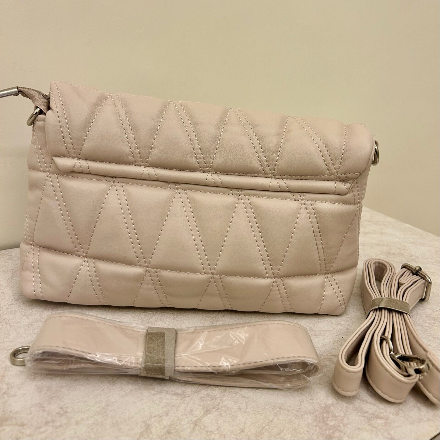 Creamy Quilted Elegance Crossbody Bag - Cream